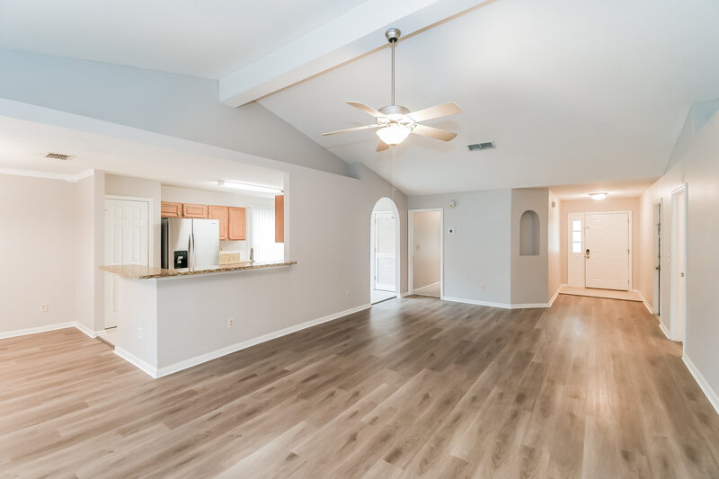 2,180/Mo, 552 Sparrow Branch Cir Saint Johns, FL 32259 Living Room View