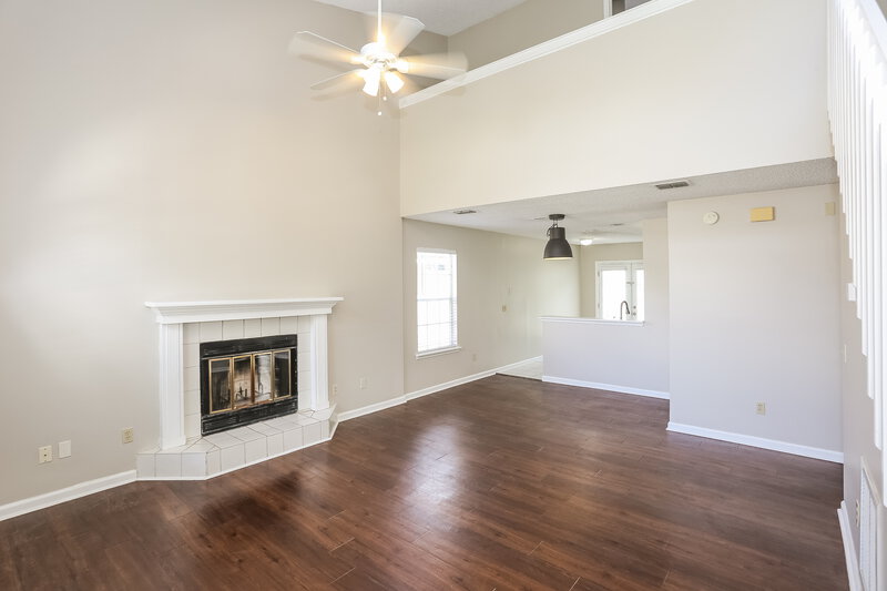 3,010/Mo, 7579 Sugar Bay Ln Jacksonville, FL 32256 Living Room View 3