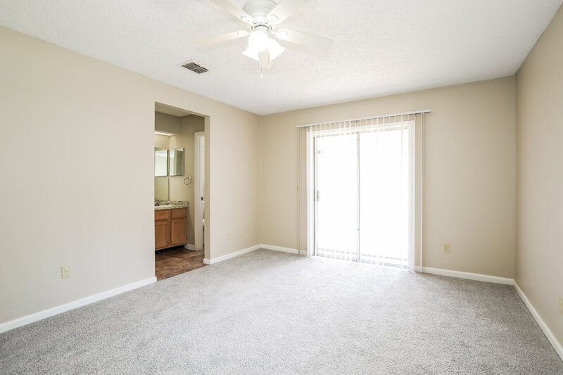2,285/Mo, 7579 Sugar Bay Ln Jacksonville, FL 32256 Main Bedroom View 2