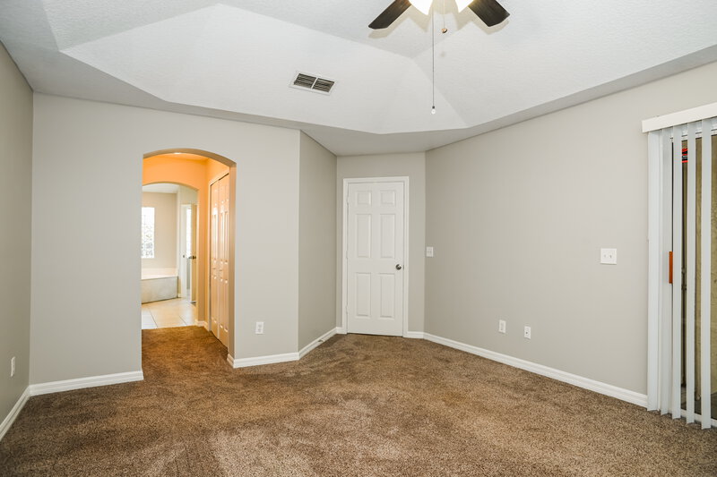 2,460/Mo, 241 Maplewood Dr Saint Johns, FL 32259 Main Bedroom View 2