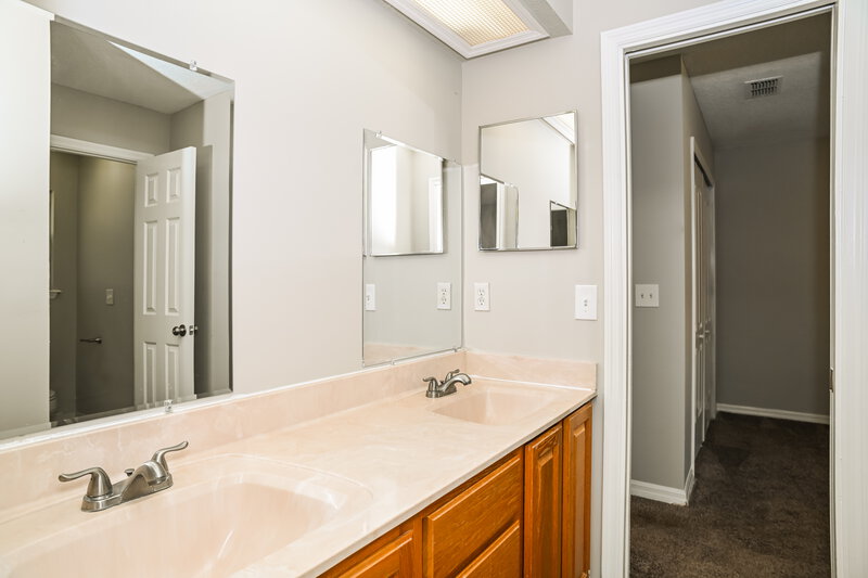 2,460/Mo, 241 Maplewood Dr Saint Johns, FL 32259 Bathroom View