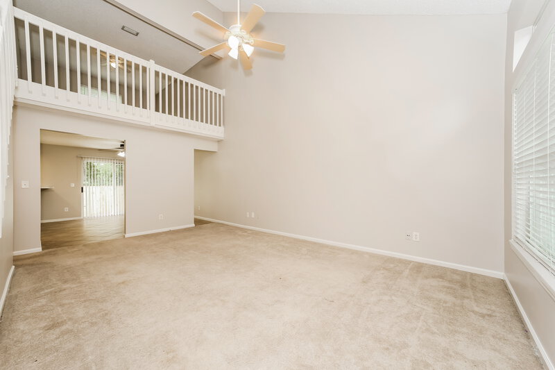 2,300/Mo, 3504 Ayrshire St Jacksonville, FL 32226 Living Room View