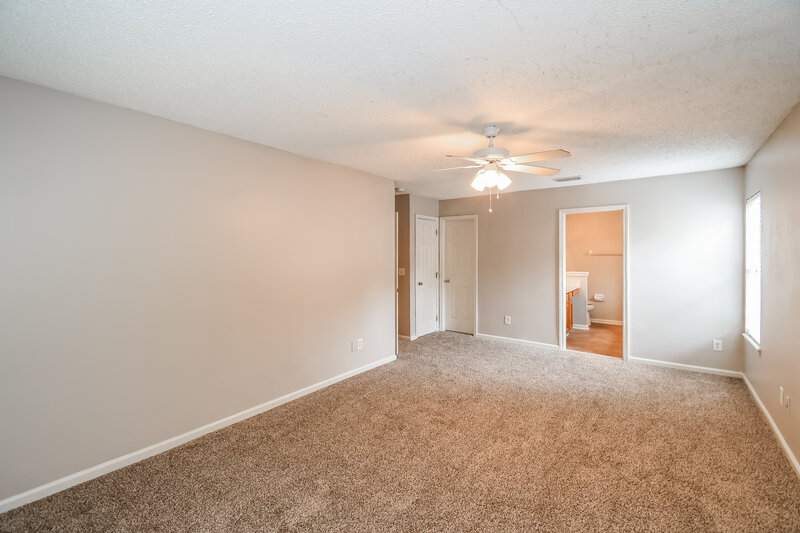 2,270/Mo, 3504 Ayrshire St Jacksonville, FL 32226 Main Bedroom View 2