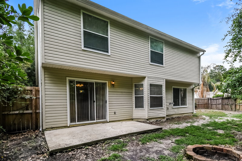 2,270/Mo, 3504 Ayrshire St Jacksonville, FL 32226 Rear View