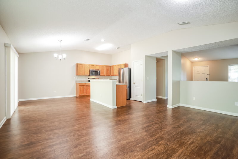 1,765/Mo, 6894 Clinton Corners Dr W Jacksonville, FL 32222 Family Room View 2