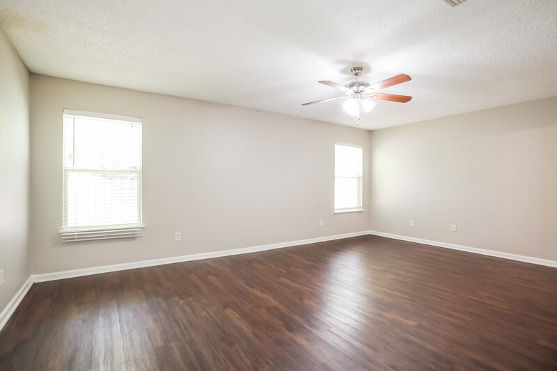 1,765/Mo, 6894 Clinton Corners Dr W Jacksonville, FL 32222 Main Bedroom View