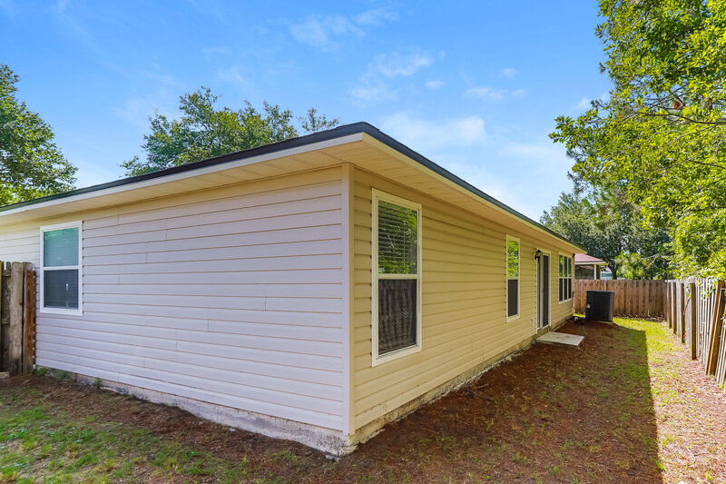 1,765/Mo, 6894 Clinton Corners Dr W Jacksonville, FL 32222 Rear View