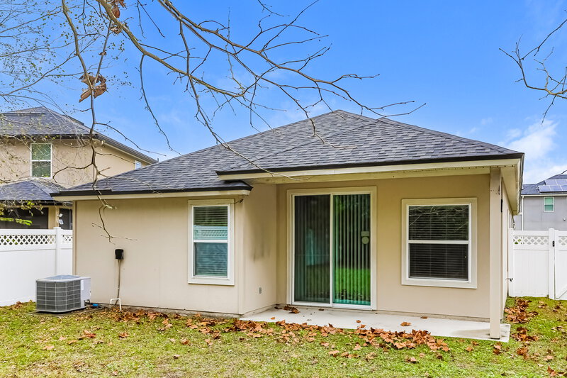 1,900/Mo, 4059 Watervale Way Orange Park, FL 32065 Rear View