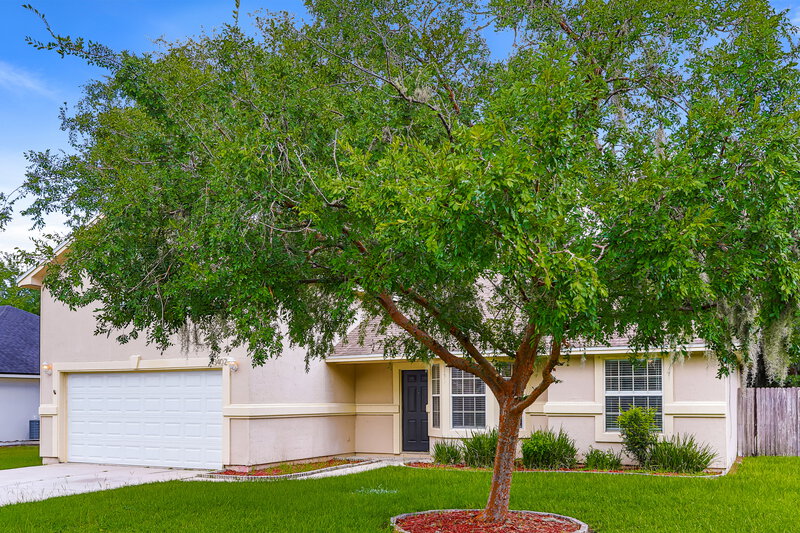 0/Mo, 3402 Westfield Dr Green Cove Springs, FL 32043 Front View