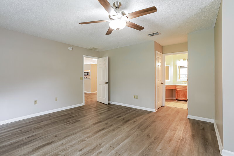 0/Mo, 3402 Westfield Dr Green Cove Springs, FL 32043 Main Bedroom View