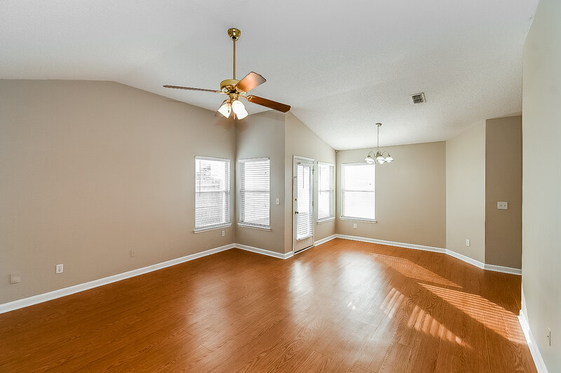 1,855/Mo, 12374 Mastin Cove Rd Jacksonville, FL 32225 Living Room View 2