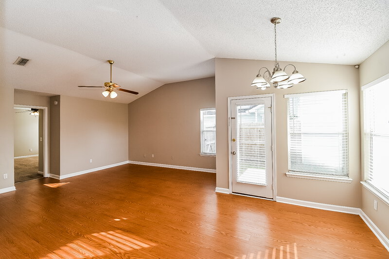 1,855/Mo, 12374 Mastin Cove Rd Jacksonville, FL 32225 Dining Room View