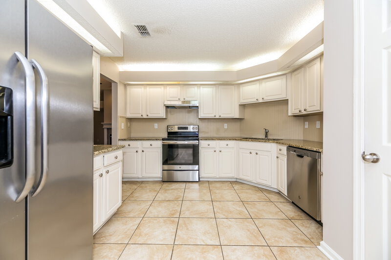 2,435/Mo, 1742 Pickwick Pl Fleming Island, FL 32003 Kitchen View
