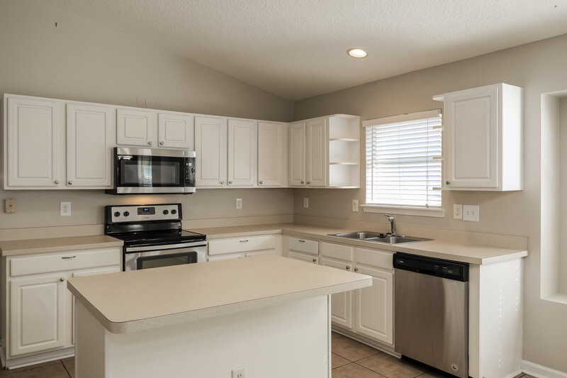 2,260/Mo, 1795 Moss Creek Dr Fleming Island, FL 32003 Kitchen View