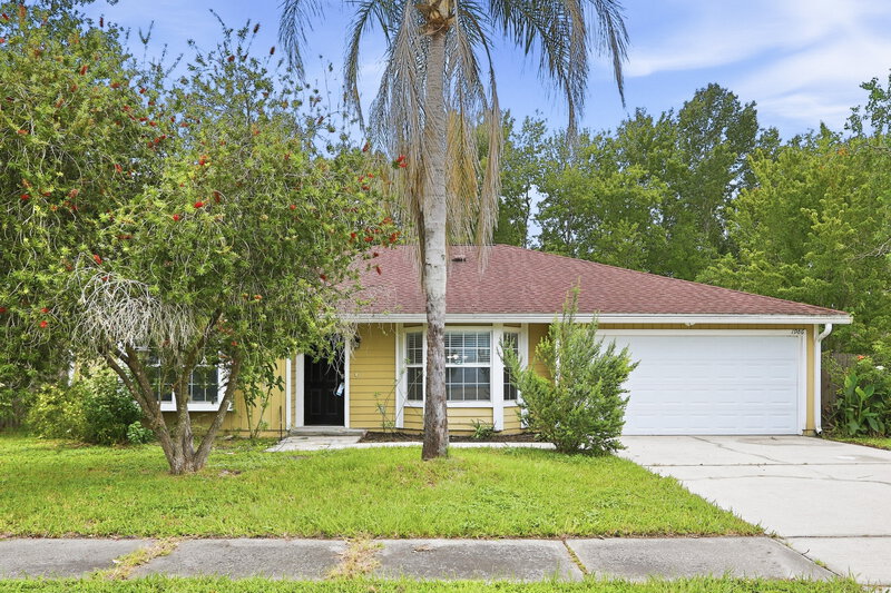 2,200/Mo, 1986 Apopka Dr Middleburg, FL 32068 External View