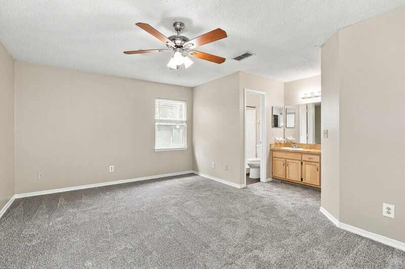 2,200/Mo, 1986 Apopka Dr Middleburg, FL 32068 Primary Bedroom View 2