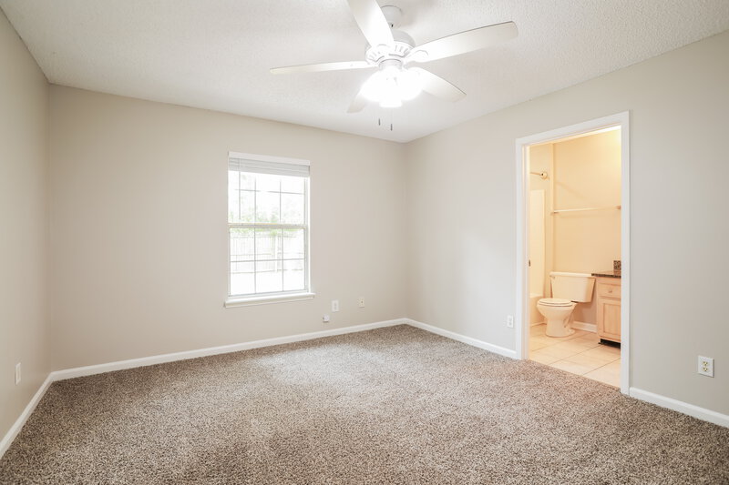1,915/Mo, 7835 Longhorn Cir E Jacksonville, FL 32244 Main Bedroom View