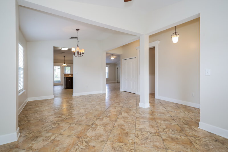 2,315/Mo, 2732 Woodsdale Dr Middleburg, FL 32068 Living Room View