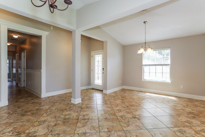 2,320/Mo, 2732 Woodsdale Dr Middleburg, FL 32068 Dining Room View