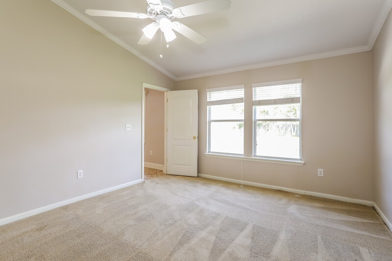 2,320/Mo, 2732 Woodsdale Dr Middleburg, FL 32068 Main Bedroom View 2