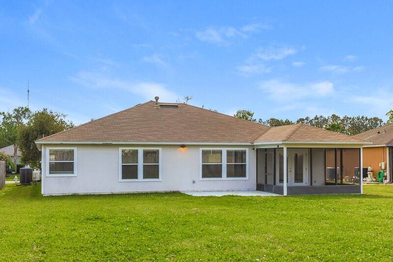 2,315/Mo, 2732 Woodsdale Dr Middleburg, FL 32068 Rear View