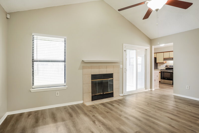 1,580/Mo, 1805 Hollars Pl Middleburg, FL 32068 Living Room View 3