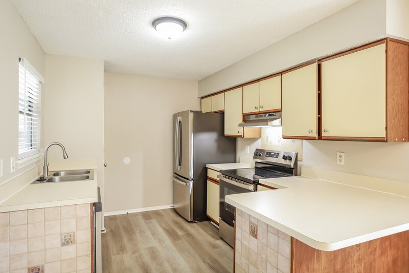 1,580/Mo, 1805 Hollars Pl Middleburg, FL 32068 Kitchen View