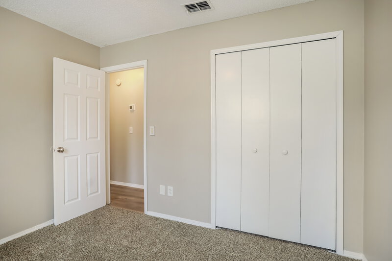 1,580/Mo, 1805 Hollars Pl Middleburg, FL 32068 Bedroom View