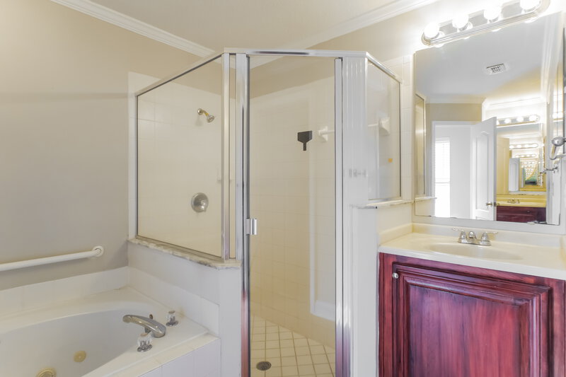 2,370/Mo, 168 Johns Glen Dr Saint Johns, FL 32259 Main Bathroom View