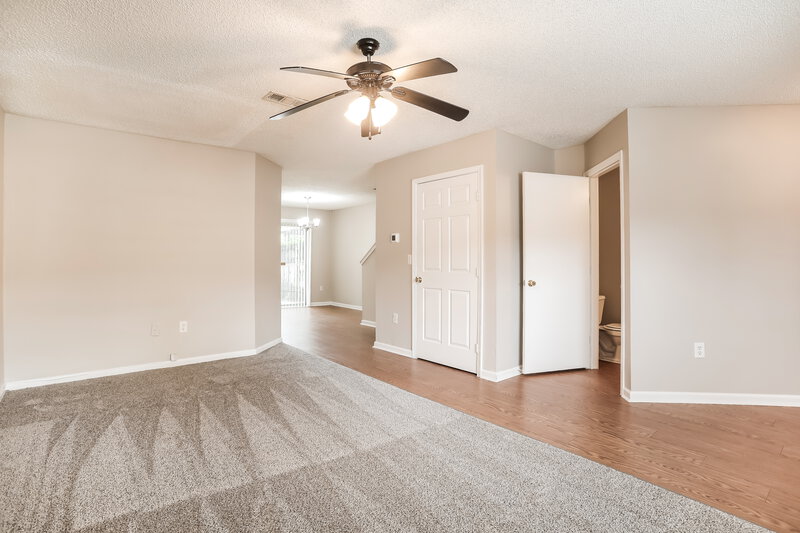 1,750/Mo, 3359 Mandarin Glen Dr Jacksonville, FL 32223 Living Room View
