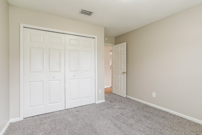 1,785/Mo, 387 Summit Dr Orange Park, FL 32073 Bedroom View