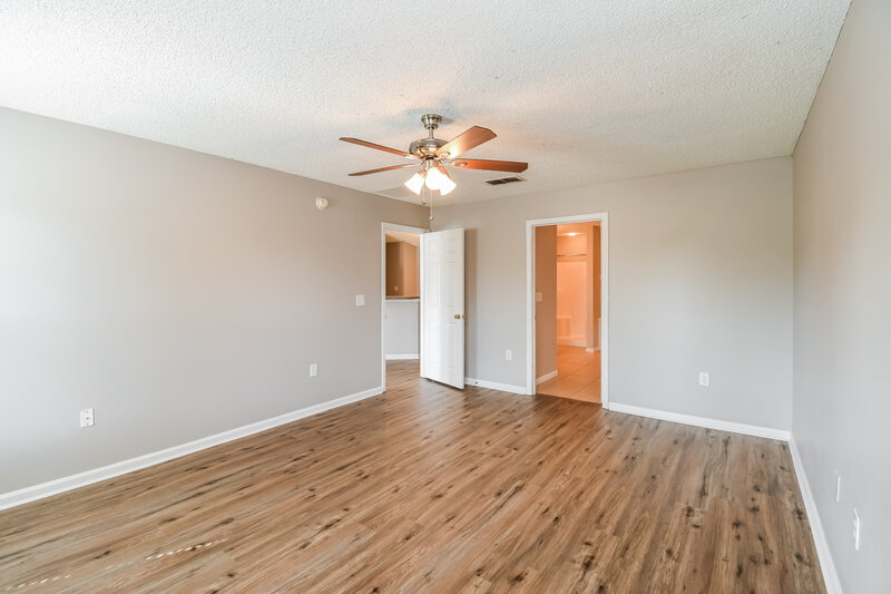 1,755/Mo, 2878 Taylor Hill Dr Jacksonville, FL 32221 Main Bedroom View 2