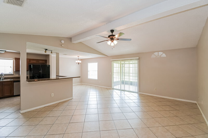 1,765/Mo, 2943 Tuscarora Trl Middleburg, FL 32068 Living Room View