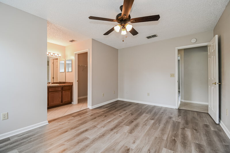 1,765/Mo, 2943 Tuscarora Trl Middleburg, FL 32068 Main Bedroom View 2