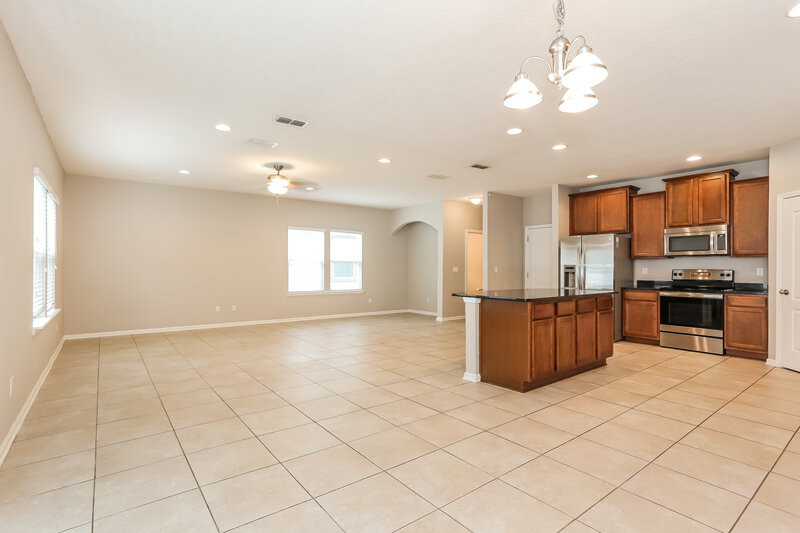 2,080/Mo, 560 Drysdale Dr Orange Park, FL 32065 Dining Room View 3