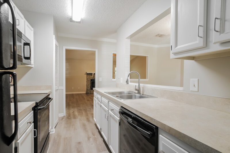 2,320/Mo, 1633 Panther Ridge Ct Jacksonville, FL 32225 Kitchen View