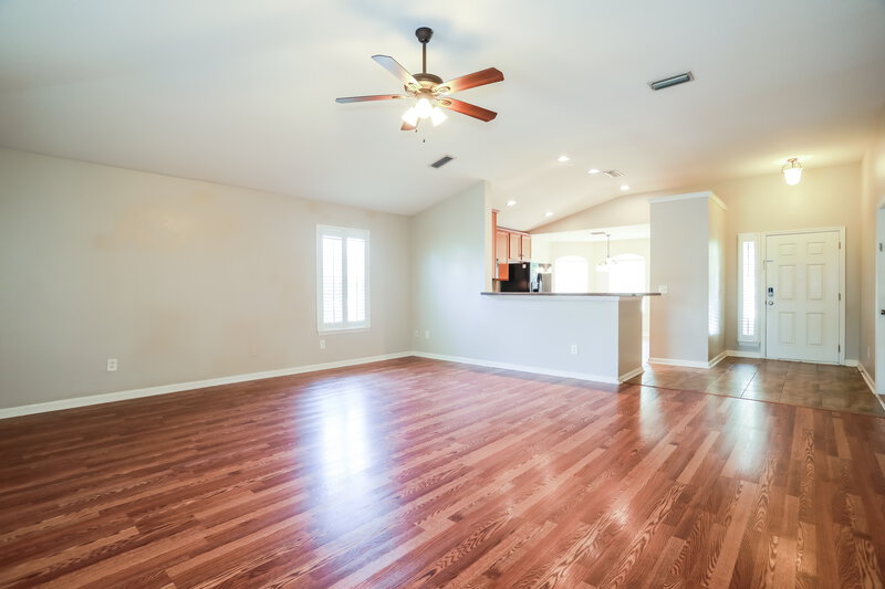 2,175/Mo, 1023 Beckingham Dr St Augustine, FL 32092 Living Room View 2