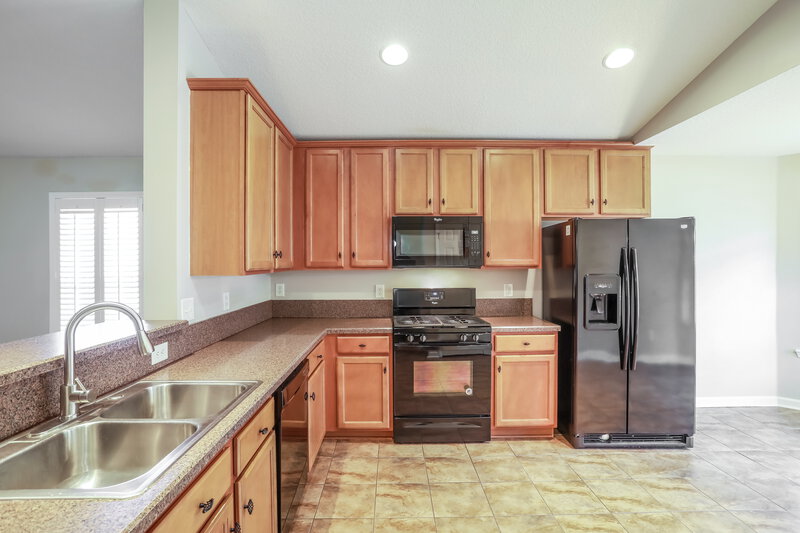 2,175/Mo, 1023 Beckingham Dr St Augustine, FL 32092 Kitchen View 2
