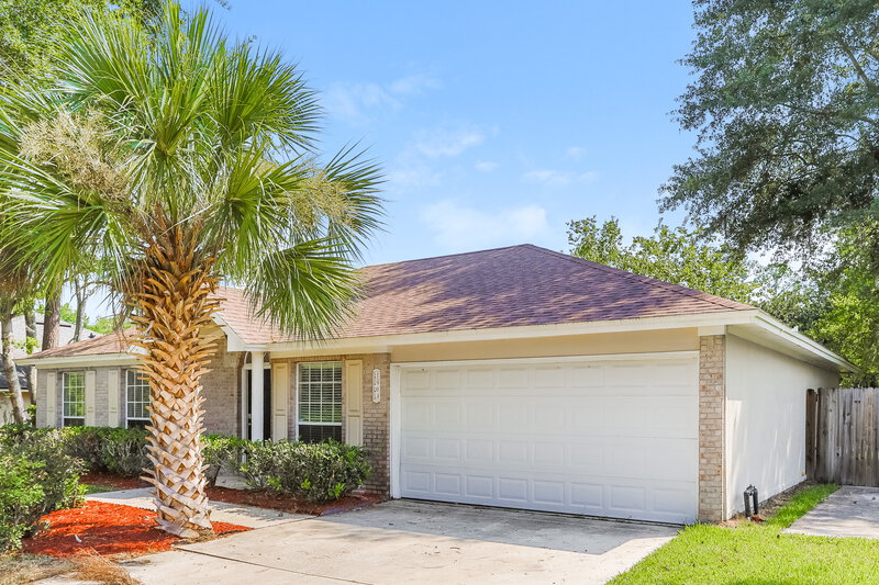 2,270/Mo, 1903 Suwannee River Dr Fleming Island, FL 32003 Front View 2