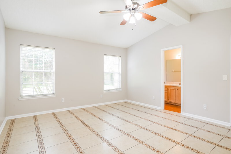 2,270/Mo, 1903 Suwannee River Dr Fleming Island, FL 32003 Main Bedroom View