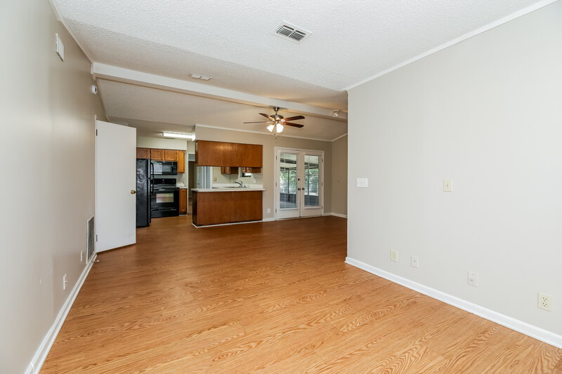 1,765/Mo, 7908 Jeff Dr Jacksonville, FL 32244 Living Room View 3