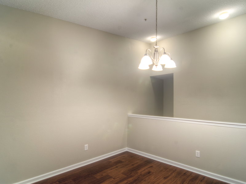 1,340/Mo, 7044 Deer Lodge Cir Unit 107 Jacksonville, FL 32256 Dinette View