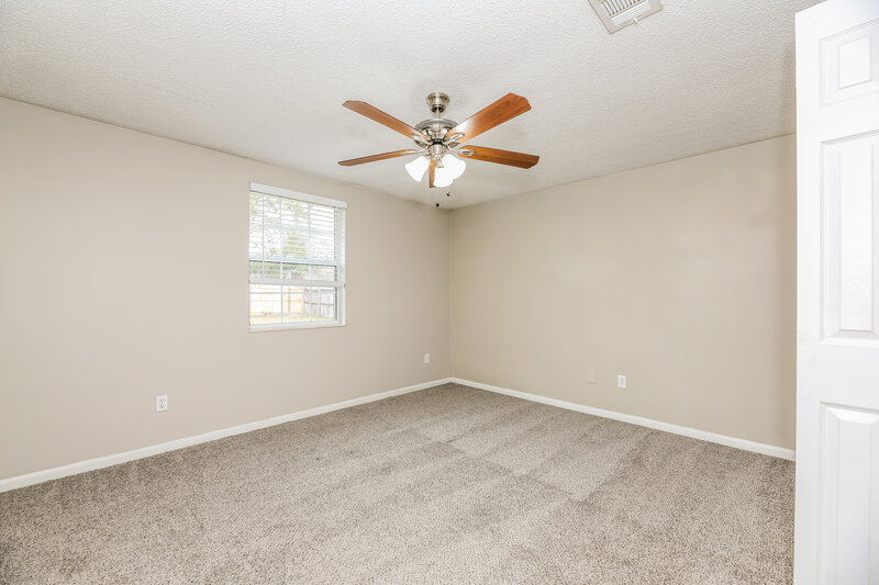 1,680/Mo, 2819 Kiowa Ave Orange Park, FL 32065 Main Bedroom View