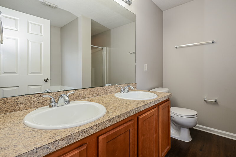 2,495/Mo, 6381 Rising Sun Dr Jacksonville, FL 32218 Main Bathroom View