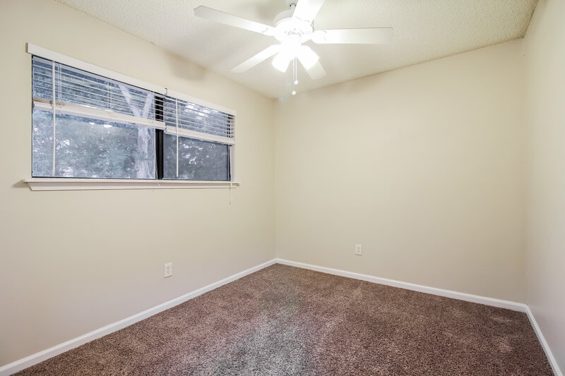 1,650/Mo, 8442 Finwood Ave Jacksonville, FL 32221 Bedroom View 2