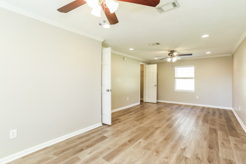 1,630/Mo, 7527 Springer Pl Jacksonville, FL 32244 Main Bedroom View