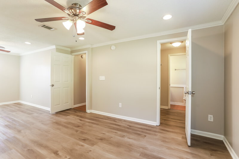 1,630/Mo, 7527 Springer Pl Jacksonville, FL 32244 Main Bedroom View 2