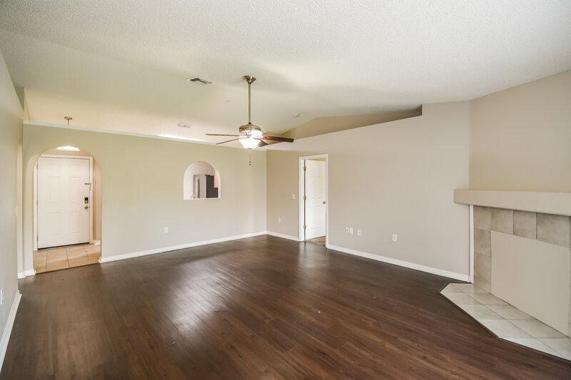 1,730/Mo, 1684 Dartmouth Dr Middleburg, FL 32068 Living Room View 2