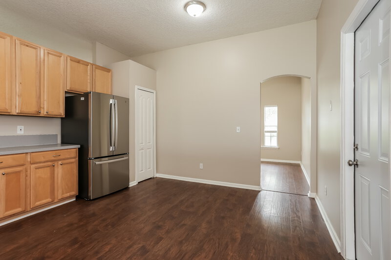 2,025/Mo, 14011 Crestwick Dr W Jacksonville, FL 32218 Kitchen View 2