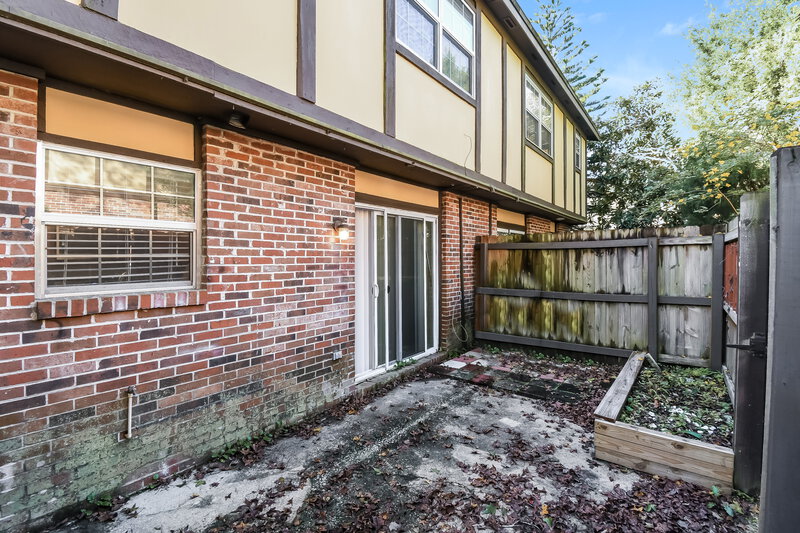 1,265/Mo, 4811 Cherwell Ln Jacksonville, FL 32217 Rear View